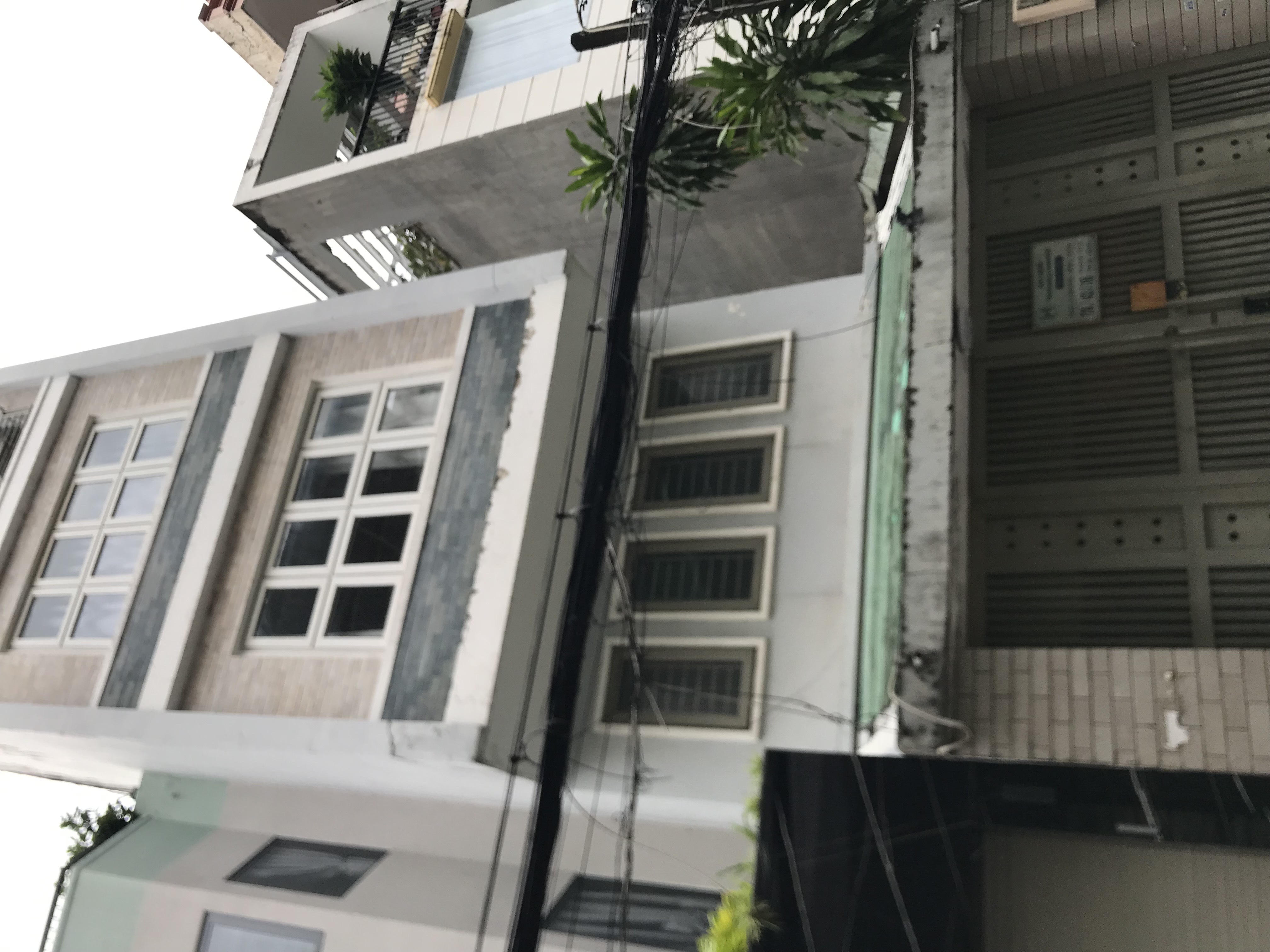 Bán nhà 6 tầng hẻm xe hơi Thành Thái phường 14 Q10