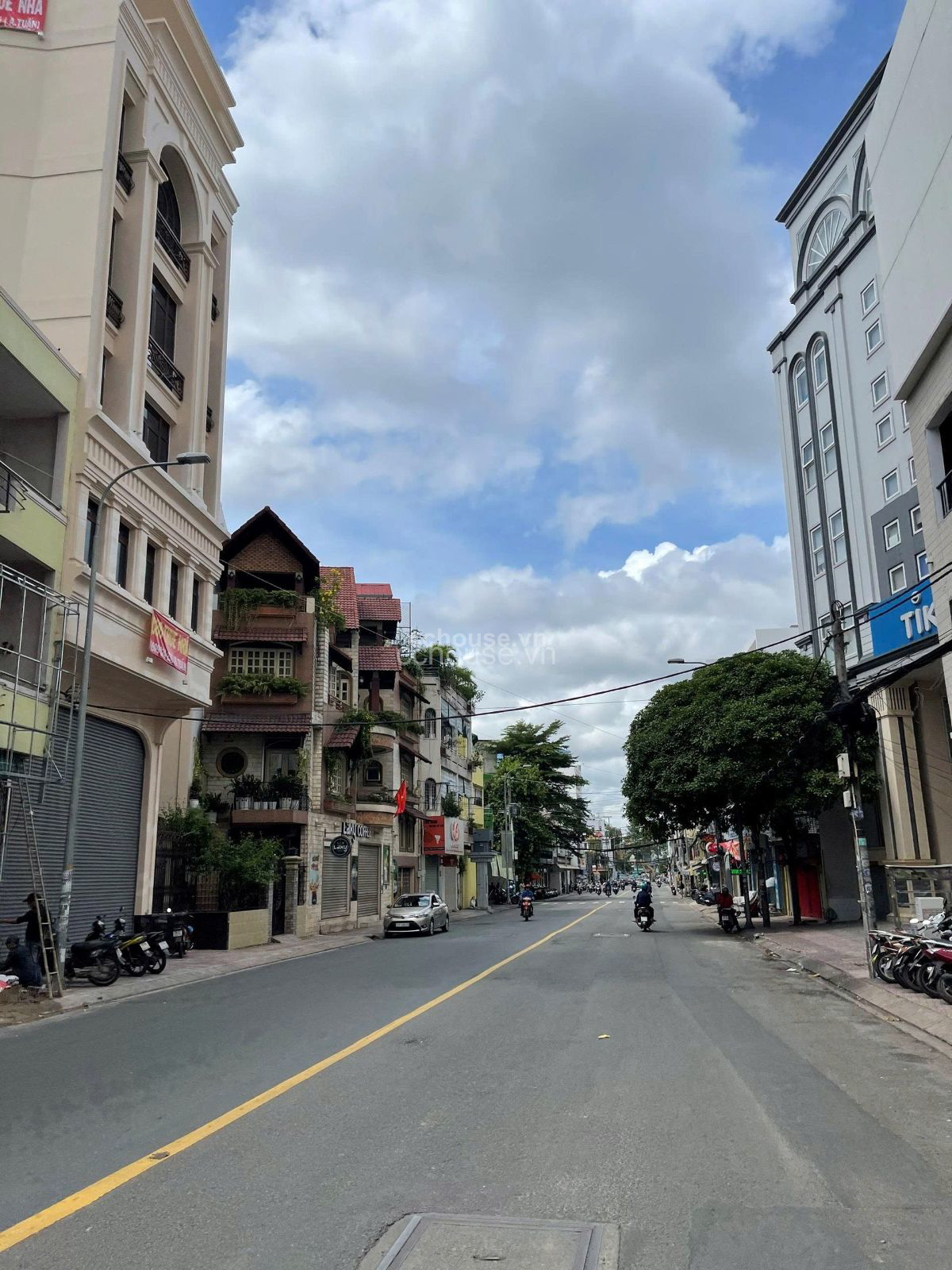 Cơ Hội Vàng Cho Bất Động Sản Thương Mại Tại Trung Tâm Quận Tân Bình 6 Tầng Thang Máy