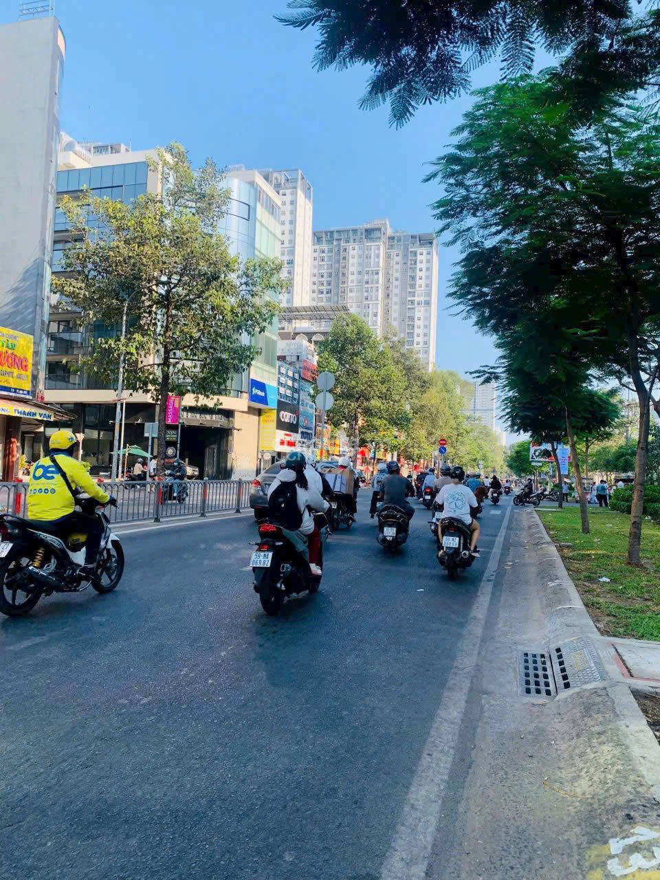 Siêu phẩm Toà nhà 2 mặt tiền – ngay trung tâm Quận 10