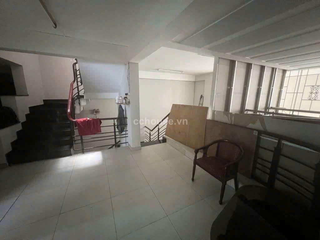NHÀ HẺM RỘNG 10M – ĐƯỜNG 3/2, PHƯỜNG 12, QUẬN 10, DT:6x18.5m, 107m2, GIÁ CHỈ 24.5 TỶ