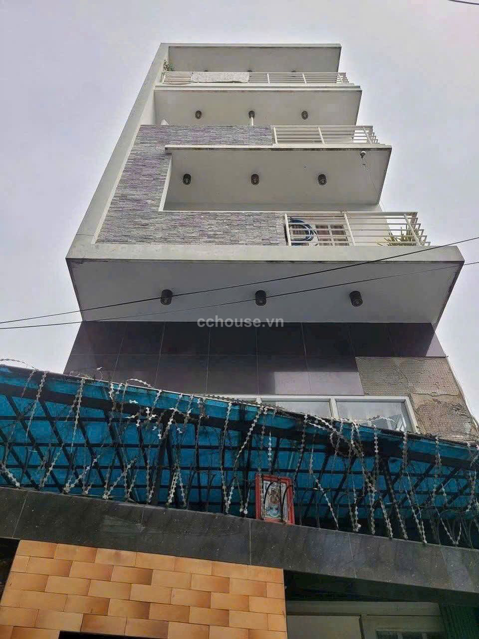 Toà nhà 5 Tầng ngay Phan đăng lưu .Q.Phú nhuận