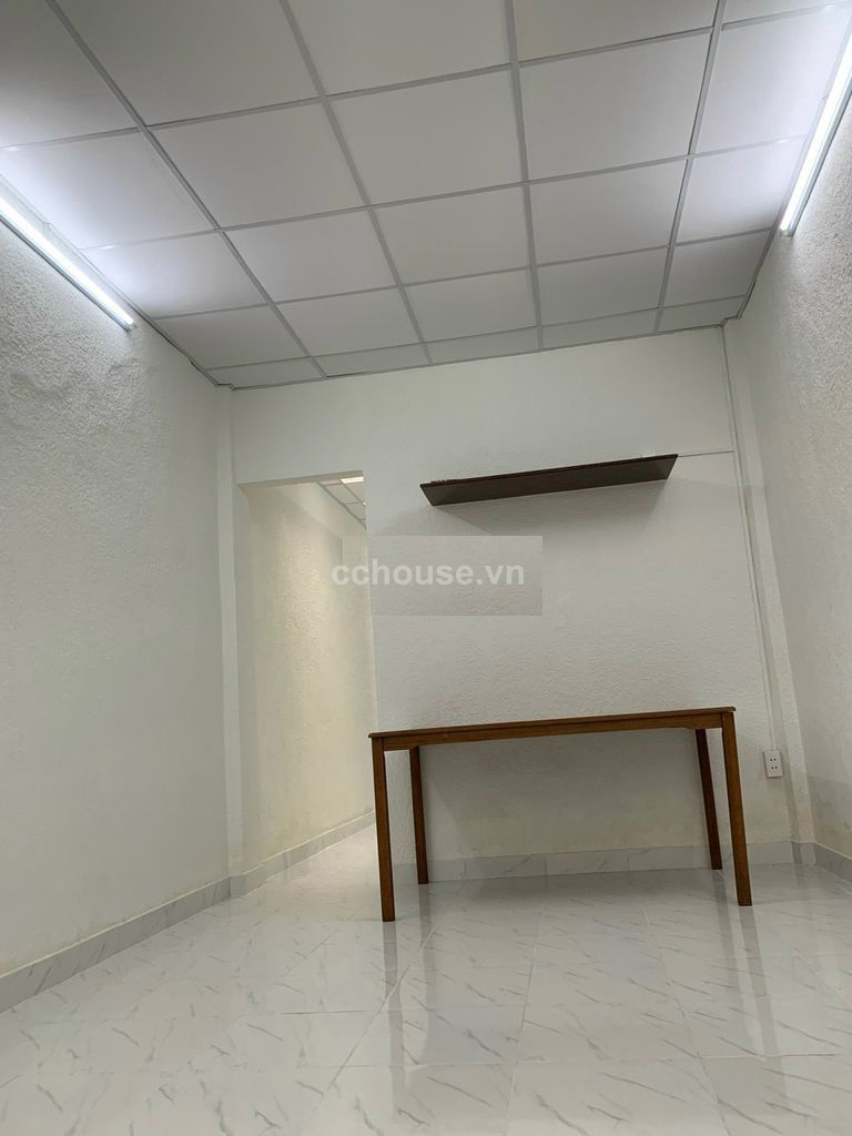 Bán nhà hẻm 285 CMT8, P.Hòa Hưng. DT 3.22x21m
