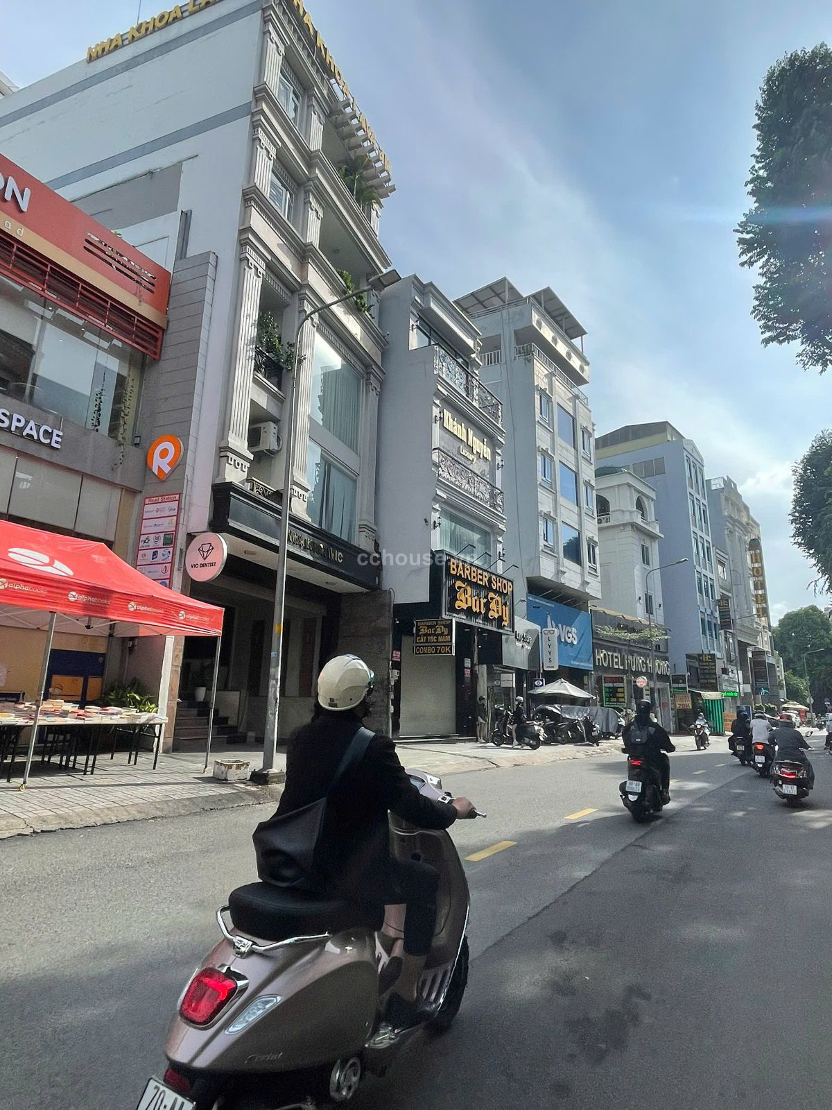 Mặt tiền siêu Vip 6 tầng ngay trung tâm Q 10 . Ngang 6