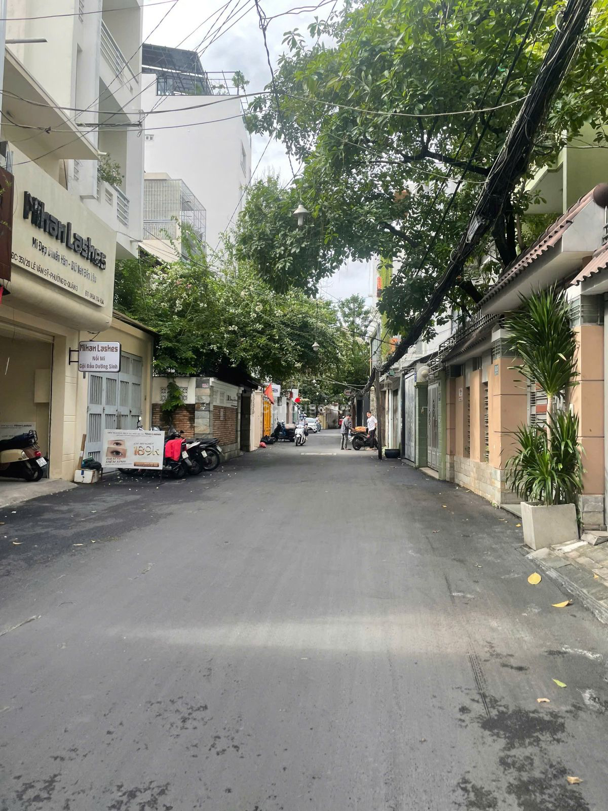 Khuôn đất hiếm ngang 9m Lê Văn sỹ .phường 13 - Q.3