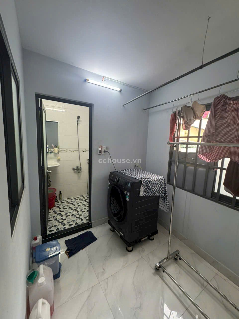 Nha-hem-8m-cach-Mat-tien-vai-buoc-chan-Khu-Vip-Bau-cat--id8611