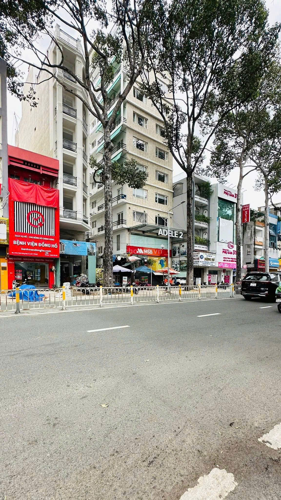 Tòa nhà 472-474 Trần Hưng Đạo. DT 8.7x26.5m, hầm 10 tầng