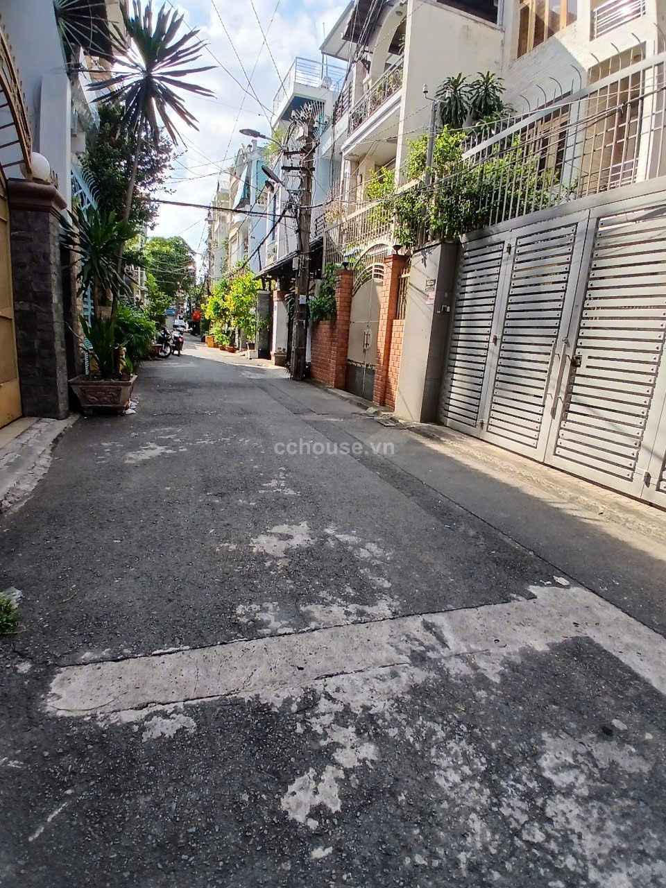 NHÀ HẺM LÊ HỒNG PHONG QUẬN 10, DT: 3 X 17M (51M2), KC: TRỆT 1 LẦU, GIÁ: 11 TỶ
