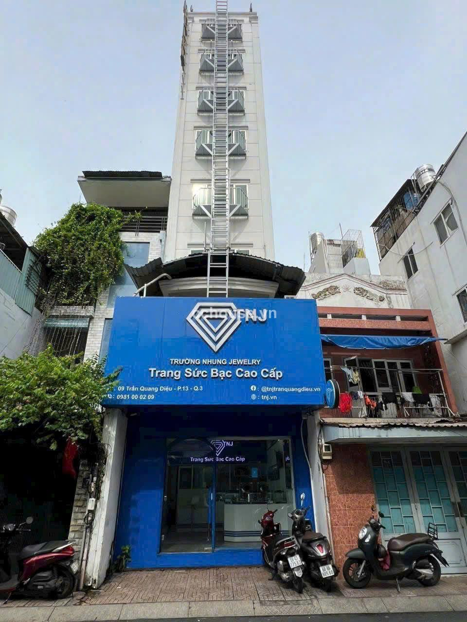 Toa-Nha-7-Tang-mat-tien-Quan-3-HDT-76-trieu-Gia-35-ty-goi-anh-Nguyen-id8751