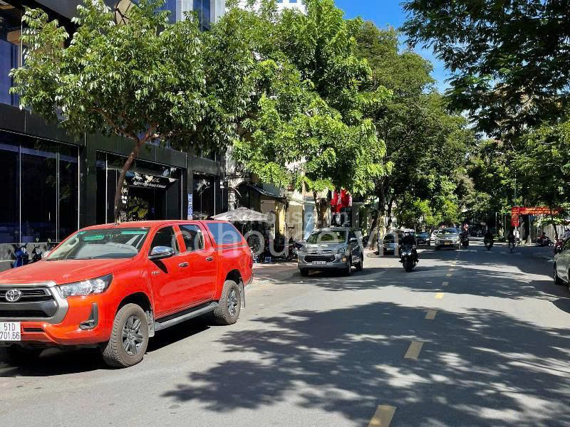 Co-Hoi-dau-tu-Nha-Mat-Tien-Quan-1-Vi-tri-cuc-ky-dac-dia-
85x17-Gia-90-ty-id8798