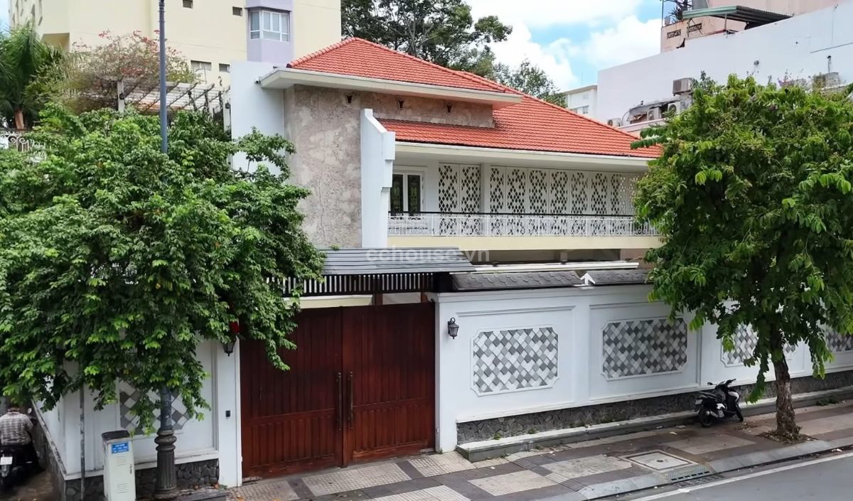BÁN BIỆT THỰ GÓC 2 MẶT TIỀN 200 ĐIỆN BIÊN PHỦ QUẬN 3
