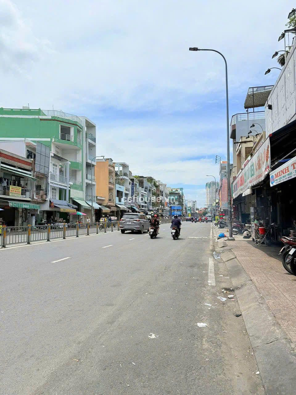 Nhà 5 Tầng Quận 5 giá tốt gọi 0915 166 797 - Kevin Nguyễn.