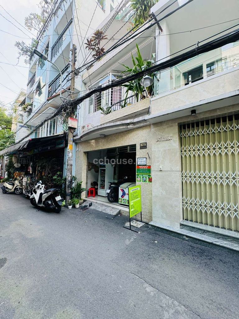 Bán nhà HXH 187 Hoàng Hoa Thám, P.Gia Định. DT 4.6x12.2m, 3 tầng ST