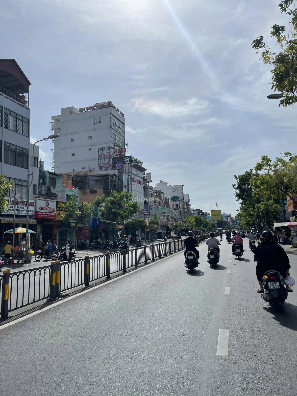 Bán nhà 5 tầng mặt tiền KD Lý Thái Tổ phường 10 quận 10