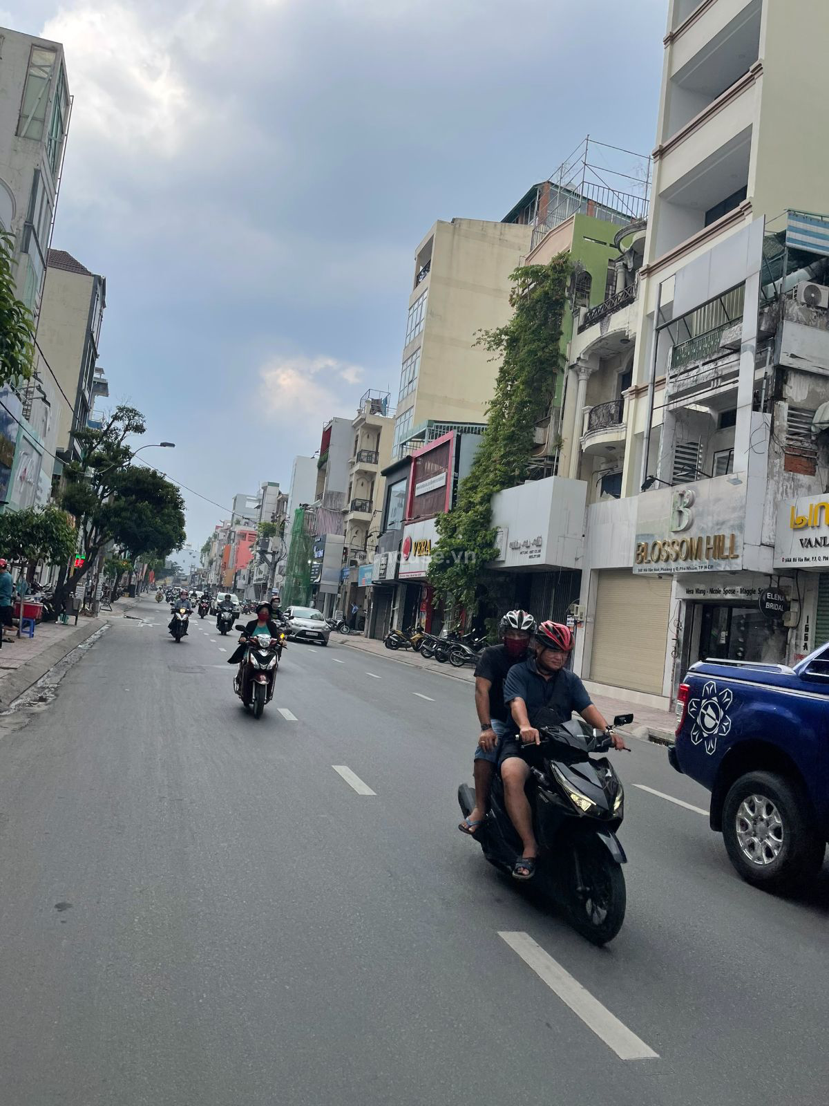 MT 178-180 Hồ Văn Huê. DT 9.3x16m nở hậu 20m