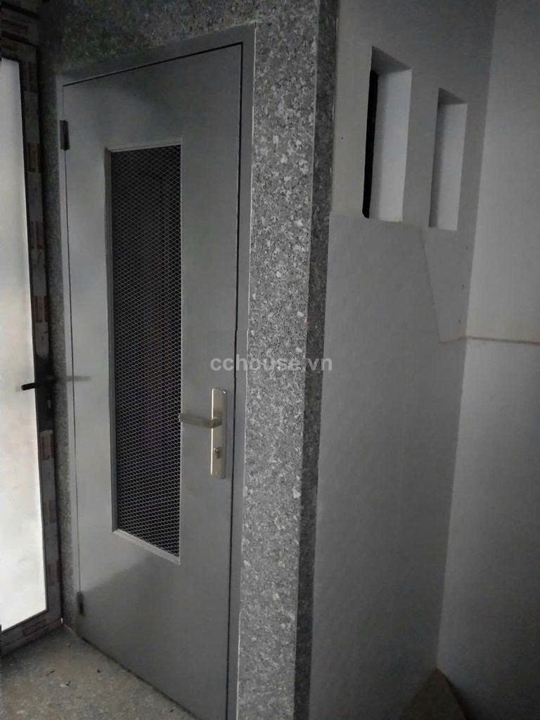 Nhà góc 6 tầng thang máy hẻm xe hơi phường 6 quận Tân Bình 