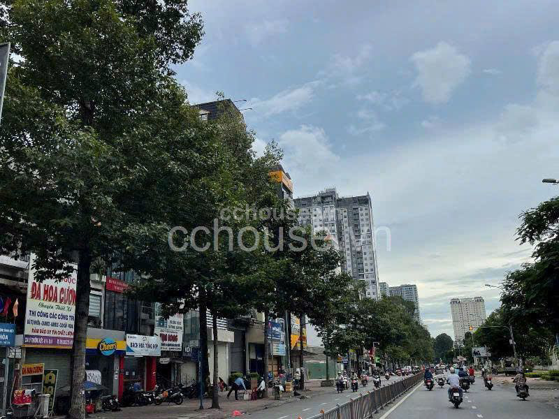 Mot-Can-Duy-Nhat-ngang-62m-x-23m-Gia-48-ty-goi-anh-Nguyen--de-thuong-luong-id8952