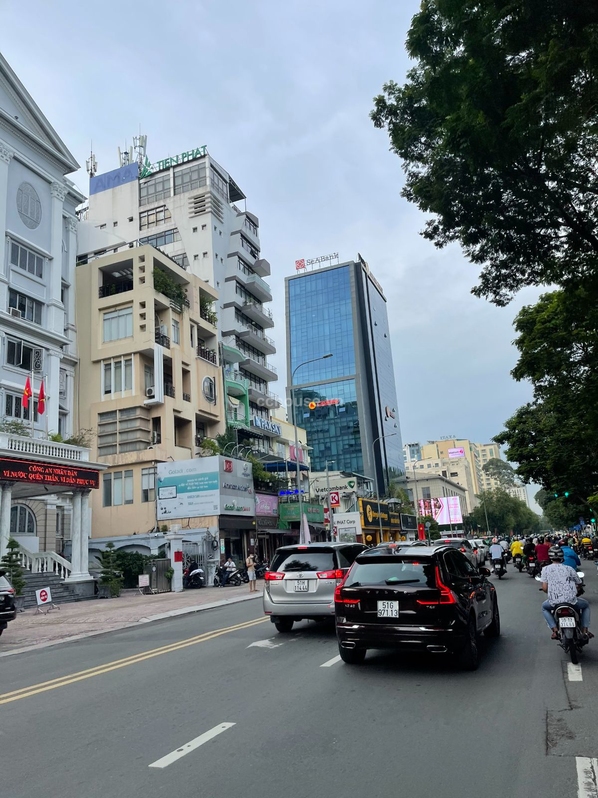 TOA-NHA-VAN-PHONG-MAT-TIEN-DUONG-LON-NGUYEN-THI-MINH-KHAI-–-Hien-dang-co-hop-dong-thue-1-tythang-id8935