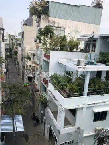 NHÀ HXH TRẦN QUANG DIỆU QUẬN 3 TRỆT 4 LẦU ST THANG MÁY GẦN LÊ VĂN SỸ HĐT 45 TRIỆU