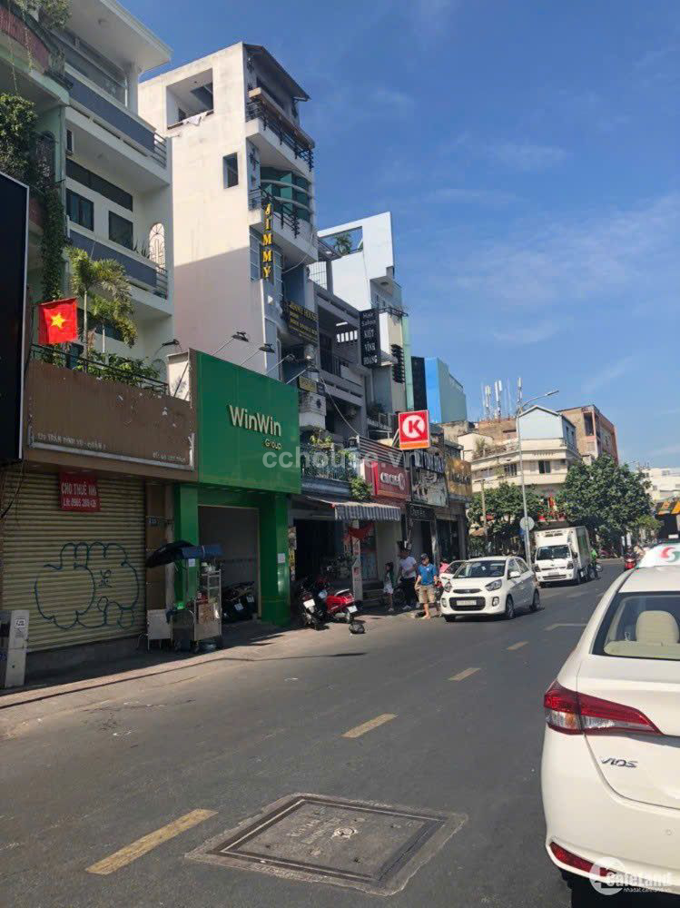Mặt Tiền Quận 1 HĐT hơn 500 triệu Giá 24.5 tỷ gọi 0915166797 anh Nguyễn có hh cho môi giới