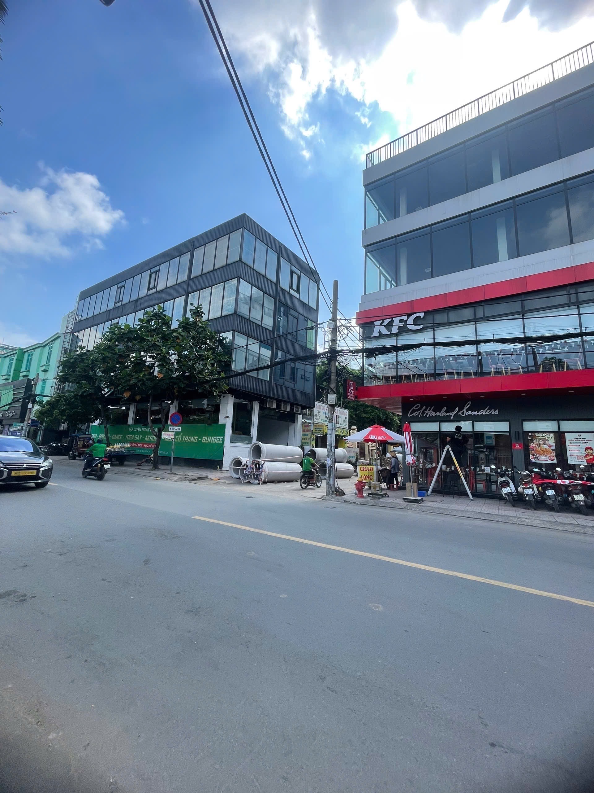 Nhà Phan Sào Nam, Tân Bình, DT: 5x18m,90m2, 3 tầng, Giá giảm về 10,9tỷ, LH Kha
