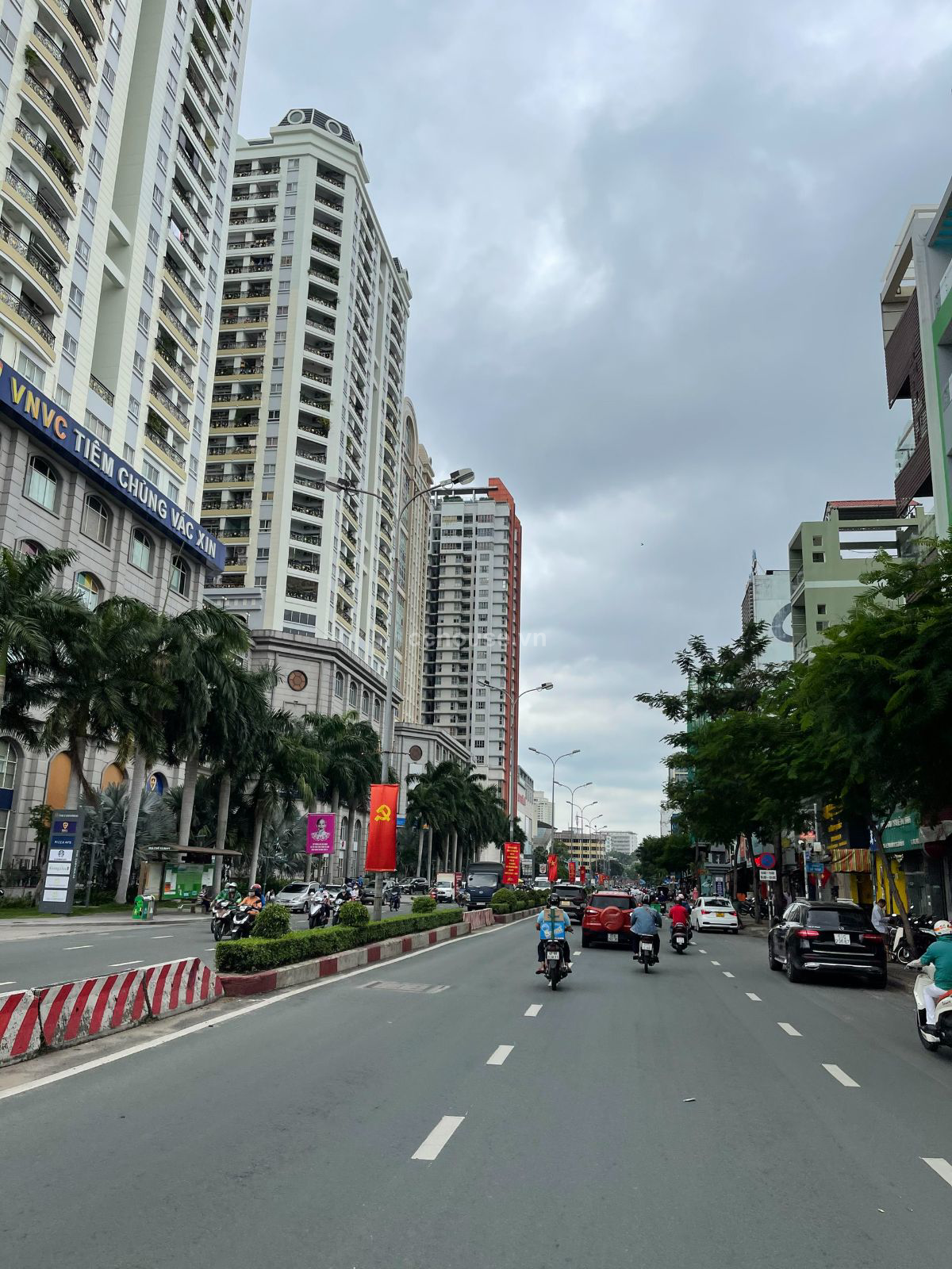 Bán nhà 2MTKD Lê Đại Hành, P.Phú Thọ. DT 3.5x29.8m, 3 tầng