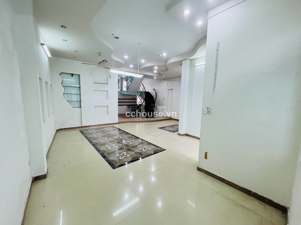 Giảm Mạnh 2 Tỷ Nhà Hẻm Thần Tài - Nở Hậu 8M Tô Hiến Thành, Quận 10