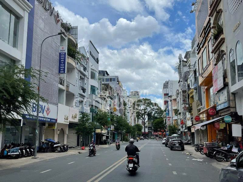 Sieu-Vi-Tri-Mat-Tien-Vo-Van-Tan-Goi-0915-166-797--Kevin-Nguyen-id9052