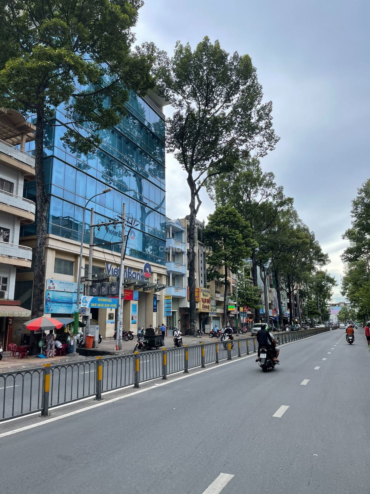 Cho thuê nhà MTKD Trần Phú, P.An Đông. DT 5x14m, 5 tầng