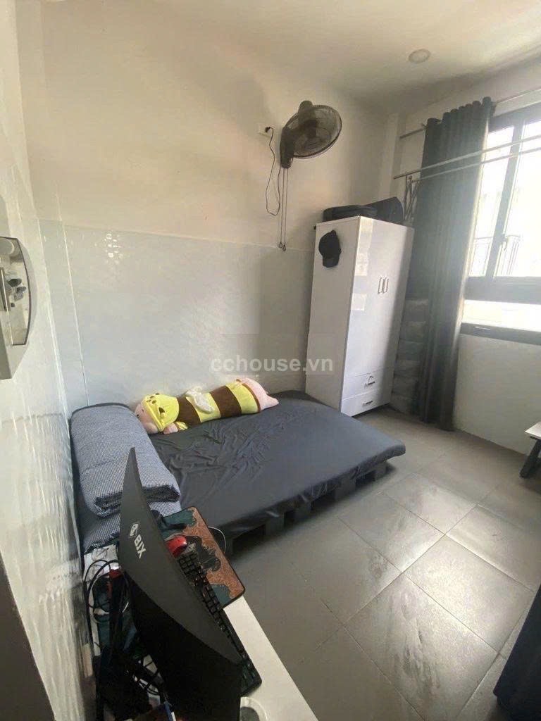 Nhà góc 6 tầng thang máy hẻm xe hơi phường 6 quận Tân Bình 