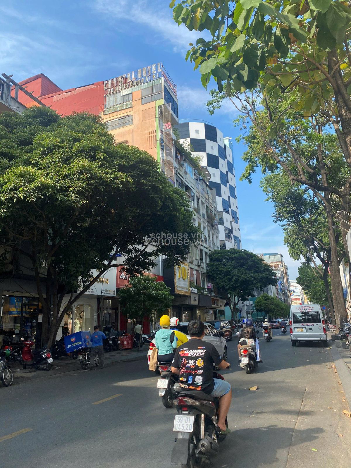 Mặt Tiền đường thương hiệu Nguyễn Trãi, P Bến Thành Quận 1. 
