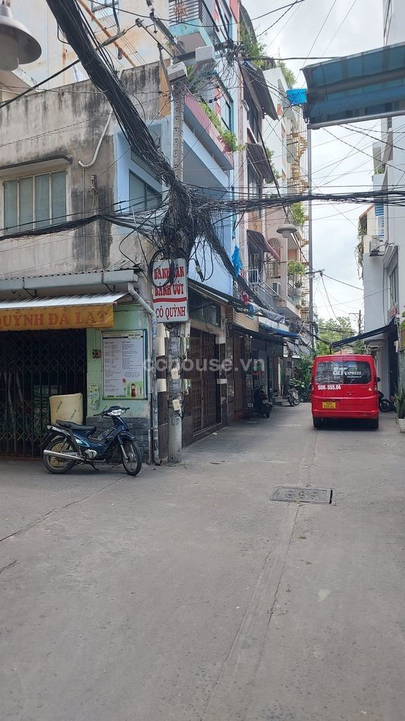 Nhà căn góc HXH 58 Đồng Nai, P.Hòa Hưng. DT 5.8x10m, 3 tầng