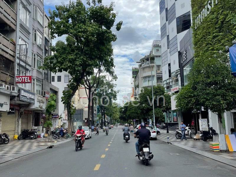 Khách Sạn P.Bến Thành Quận 1. 
