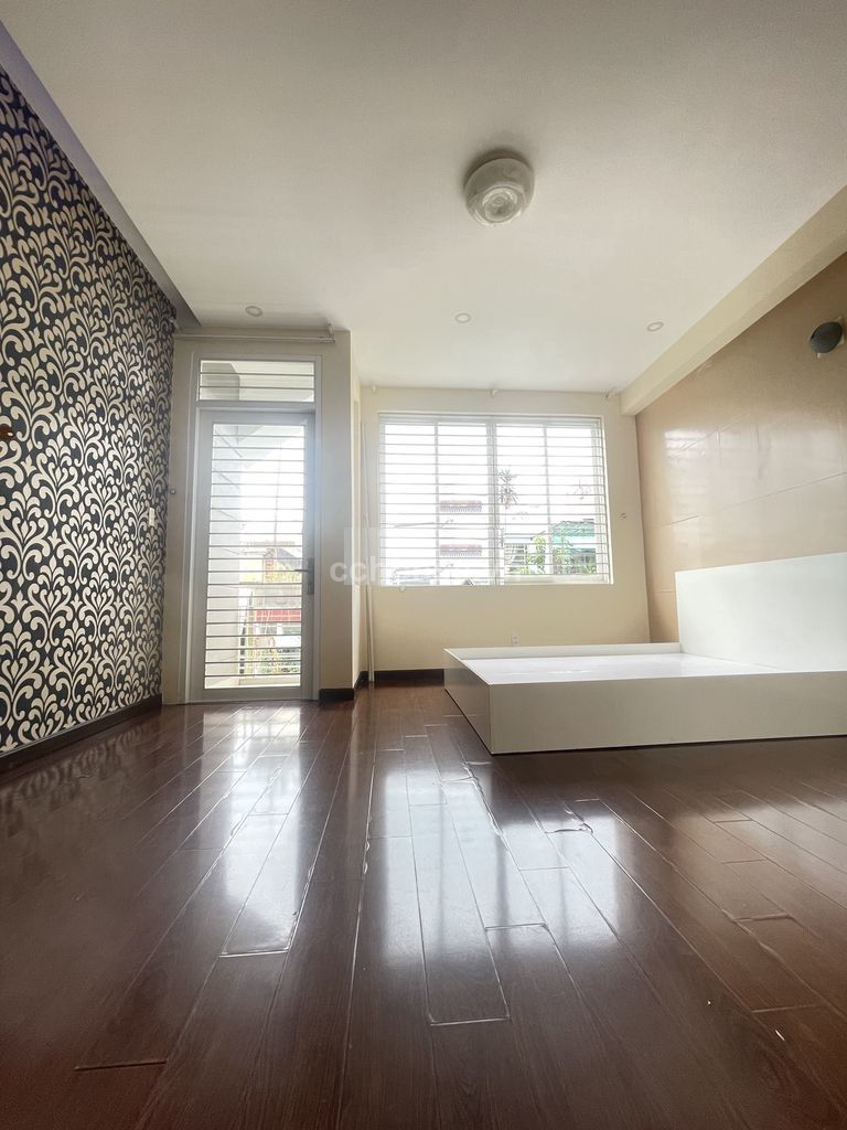 Bán nhà cách MT 30m Nguyễn Đình Chính, Phú Nhuận. DT 4.3x14m, 4 tầng ST