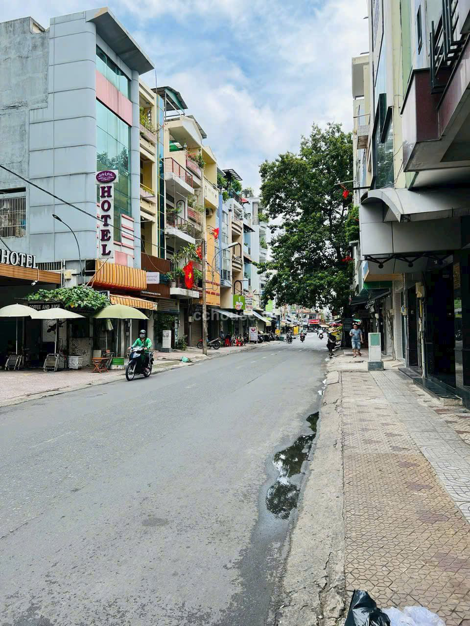 Quan Tâm Toà Nhà Gọi 0915 166 797 - anh Nguyễn. Giá cực tốt