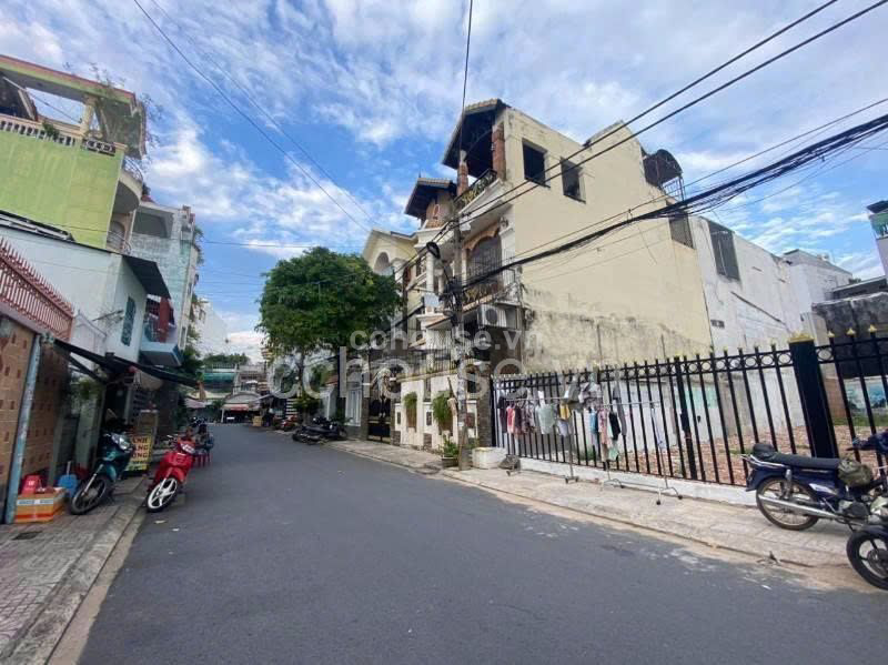 Đất Trống Xây Toà Nhà