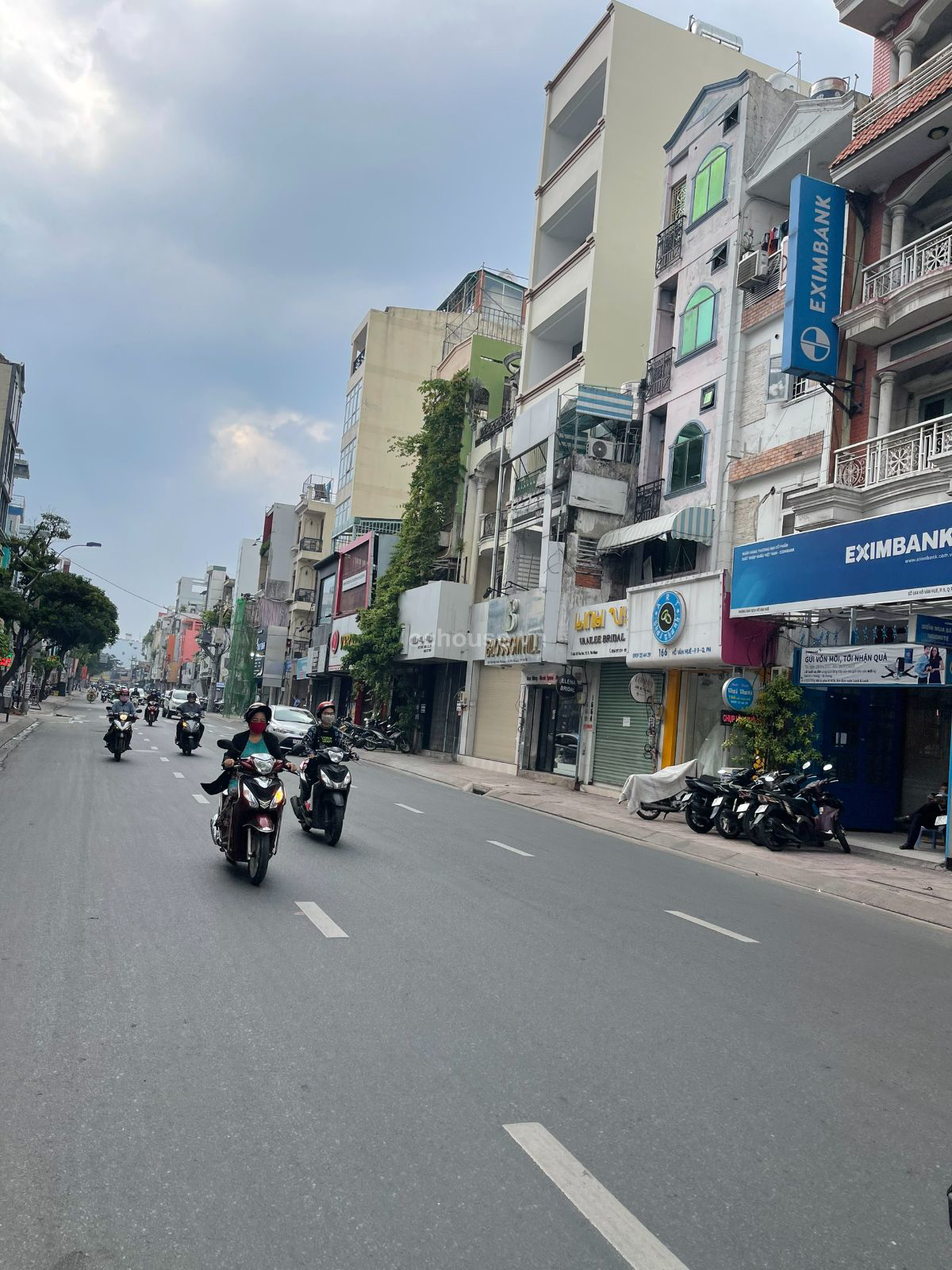 MT-178180-Ho-Van-Hue-DT-93x16m-no-hau-20m-id8934