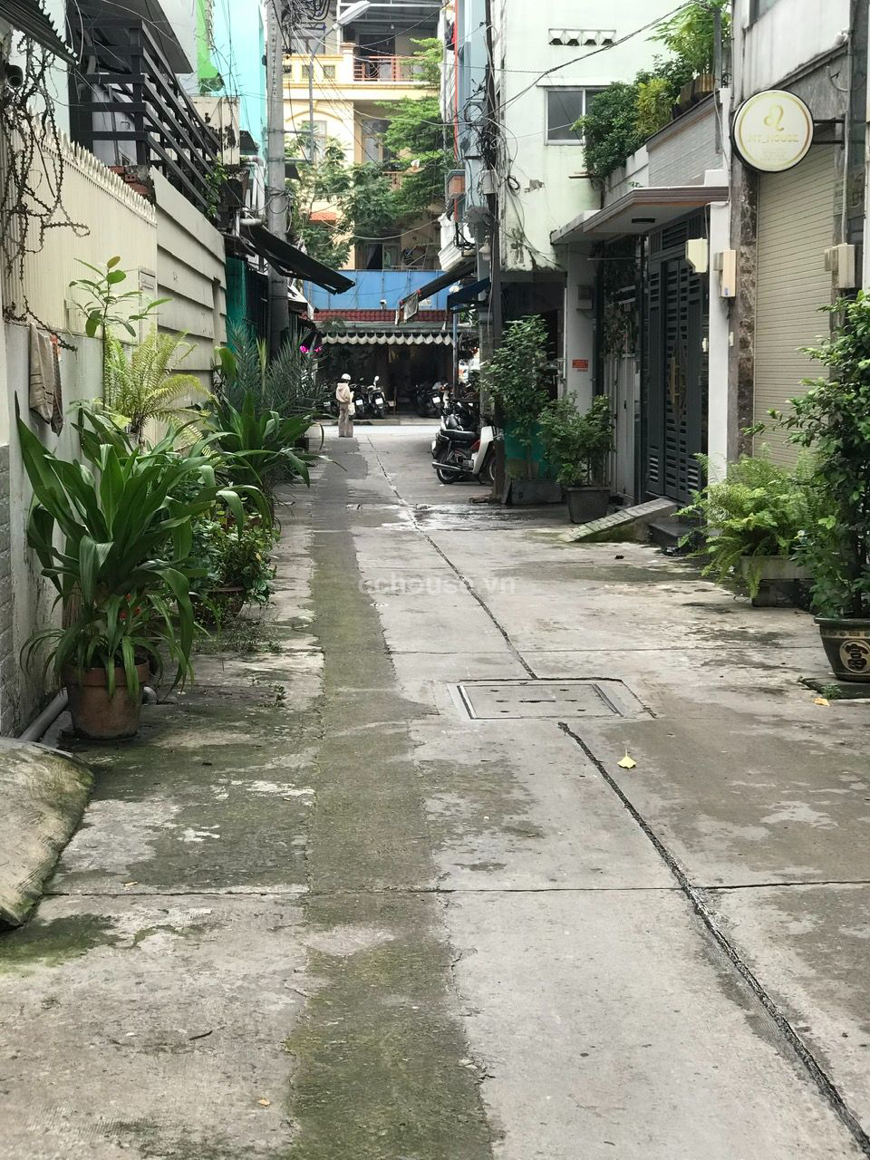 Bán nhà 4 tầng hẻm 737 Lạc Long Quân phường 10 quận Tân Bình