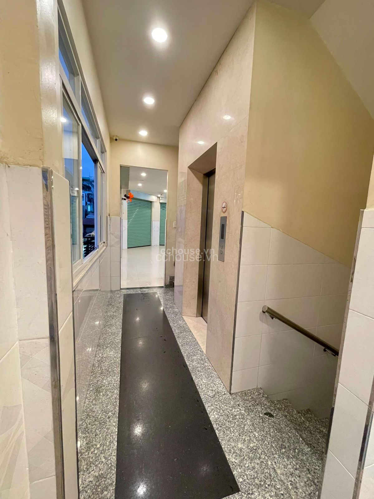 Bán căn góc 2 mặt tiền - 5 Tầng - Có sẵn dòng tiền 600tr/năm ngay trung tâm Quận 10
