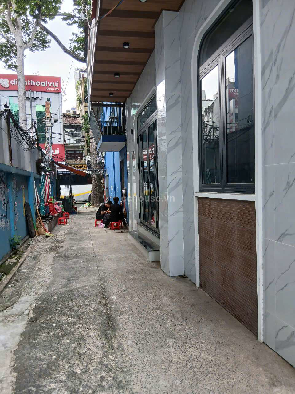 NHÀ BÁN HẺM HÒA HƯNG, QUẬN 10, DT: 7X20M, KC: 1 TRỆT 1 LẦU, GIÁ: 12.8 TỶ TL