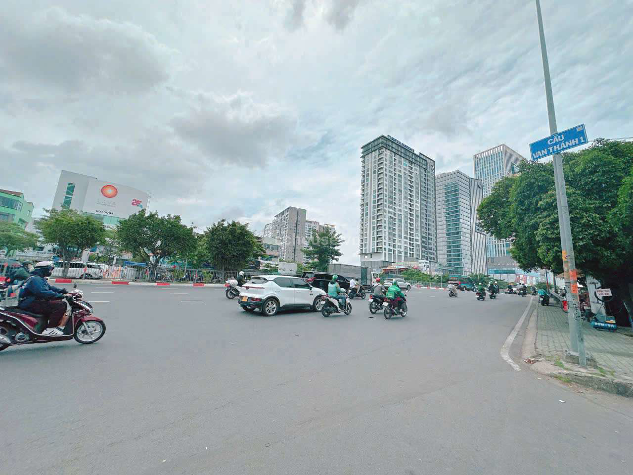 BÁN NHÀ MẶT TIỀN TRẦN QUỐC THẢO, QUẬN 3 –DT: 96M² (4.8 x 20M) 3 LẦU, GIÁ 32.5 TỶ