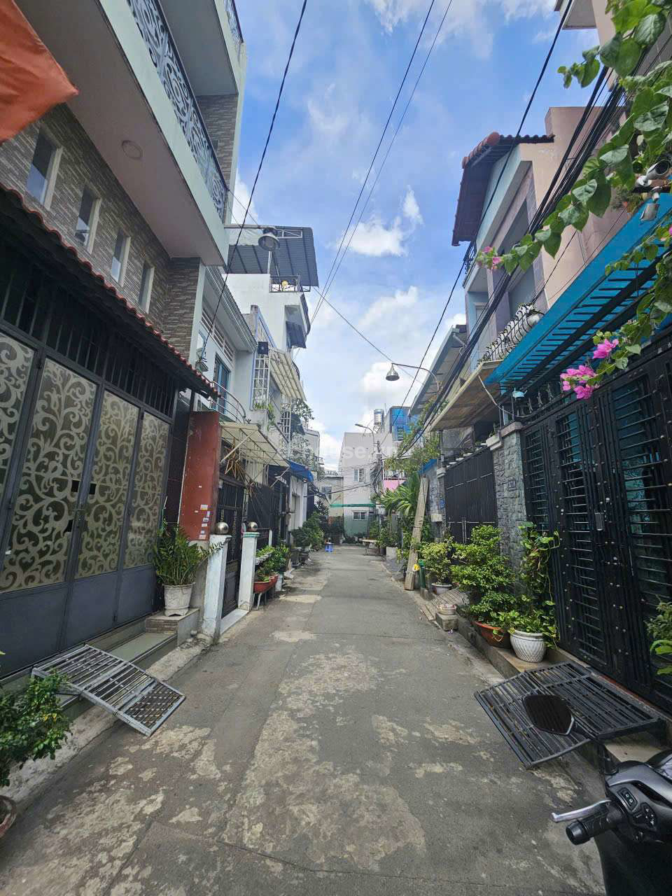 BÁN NHÀ HẺM  – TÔ HIẾN THÀNH, P.13, QUẬN 10, DT 4.6*11M, KC 2 LẦU, GIÁ 10.1 TỶ