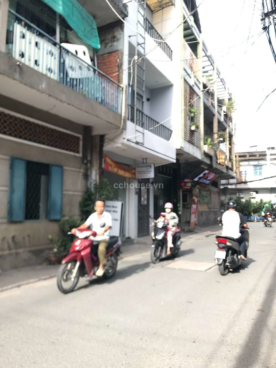 Bán nhà 3 tầng Mặt tiền KD Võ Thành Trang phường 11 quận Tân Bình
