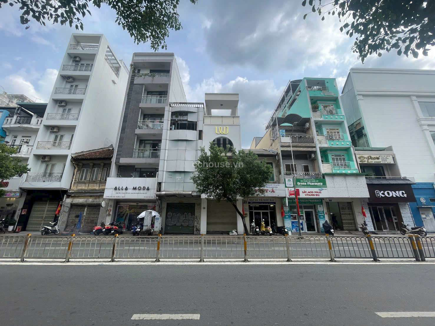 Mặt Tiền Kinh doanh Lý Thường Kiệt . Q.Tân Bình . 5 Tầng