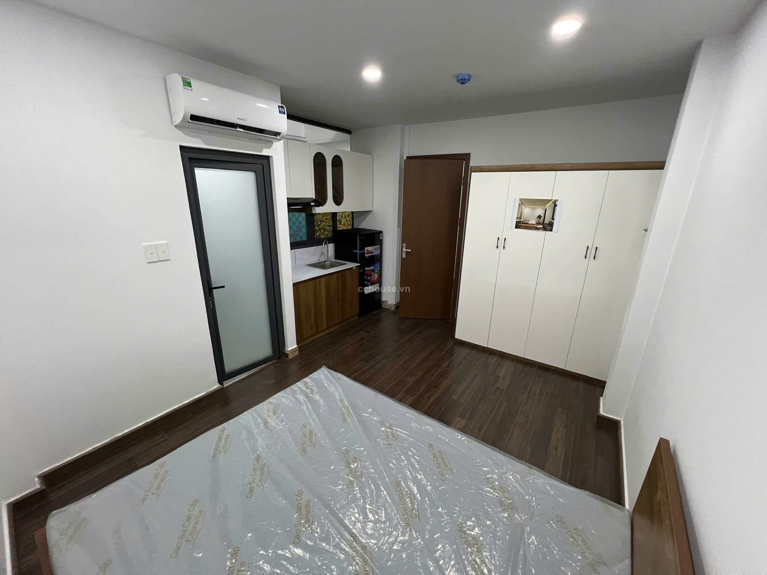 Bán nhà 5 tầng Thang máy Hẻm xe hơi CMT8 phường 4 quận Tân Bình 