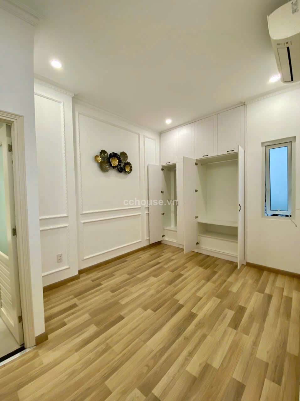 NHÀ HẺM ĐƯỜNG PHẠM VIẾT CHÁNH, QUẬN 1, DT: 40.17M2 (3.09X13), KC: TRỆT 3 LẦU, GIÁ: 13 TỶ