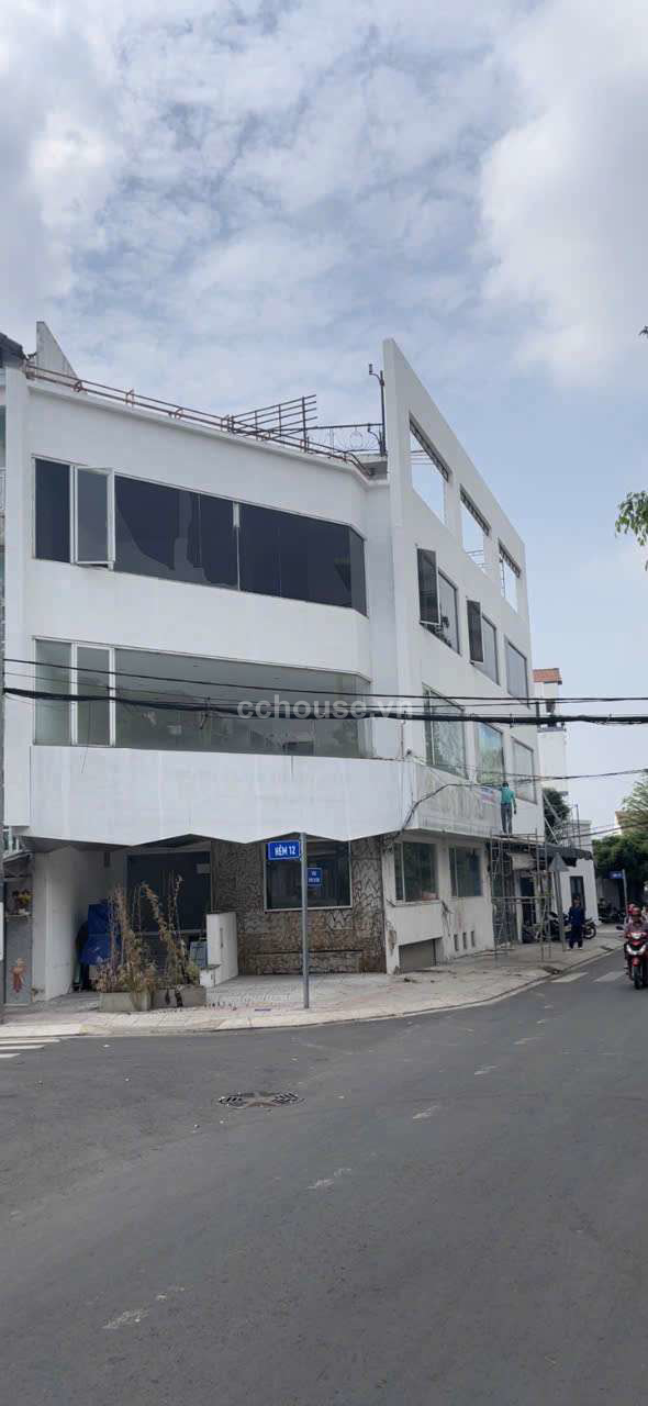 Căn góc 3 mặt tiền 10 Huỳnh Thị Đồng , Thị Trấn Nhà Bè ,hầm 4 tầng ngang 12m dài 25.95m