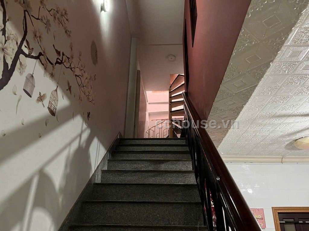 Bán nhà MT Thiên Phước, P.Tân Hòa. DT 4.2x12.8m, 4 tầng