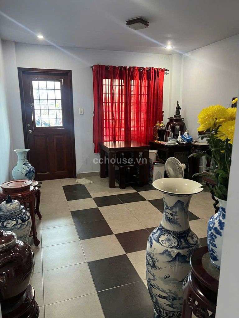 Bán nhà MT Huỳnh Văn Bánh, P.Phú Nhuận. DT 63m2, 4 tầng ST