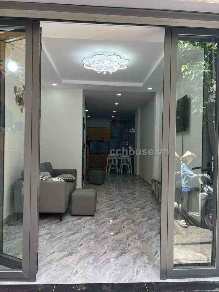 Bán nhà HXH Nguyễn Kim, P.Diên Hồng. DT 3.2x11m, 2 tầng