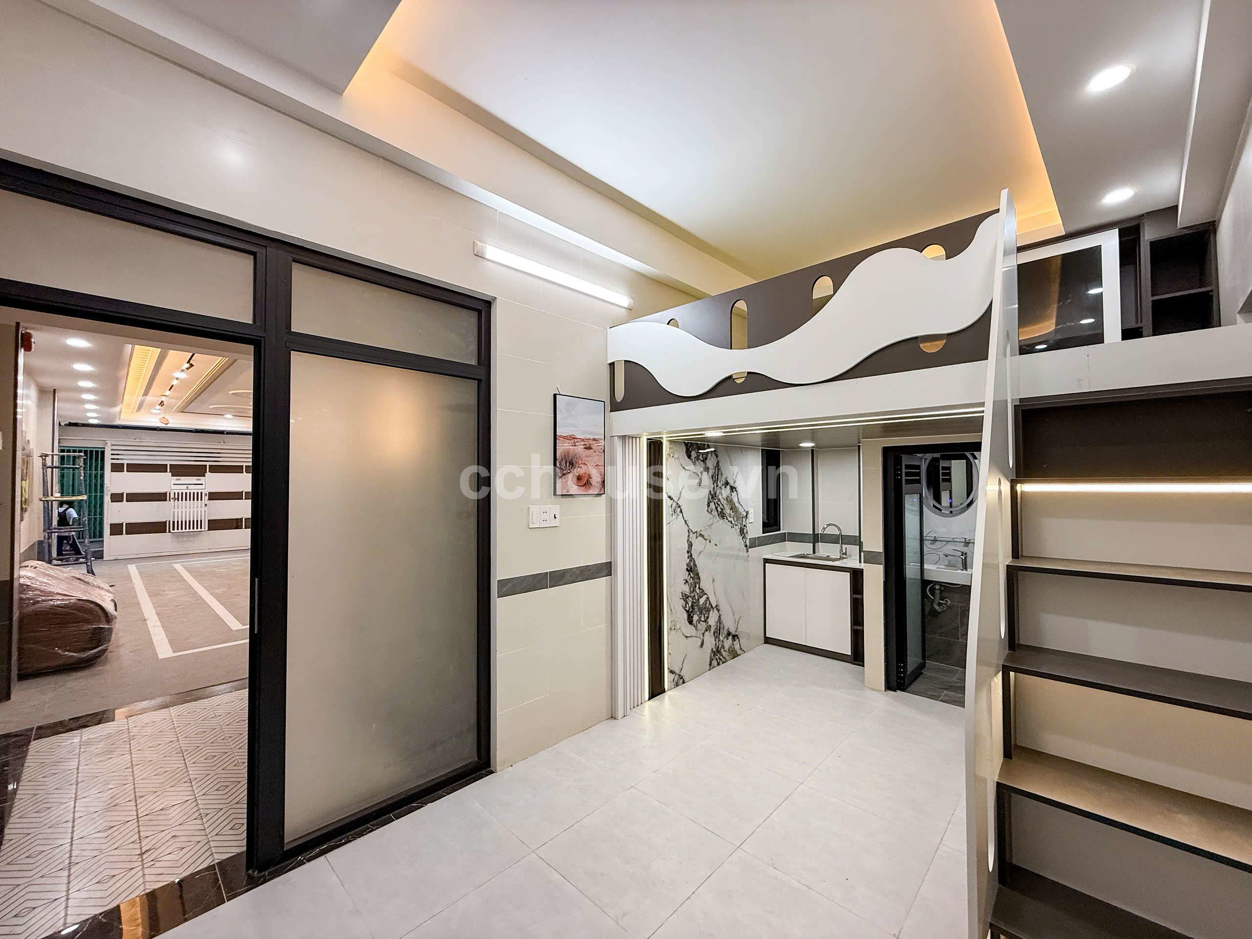 TOA-Can-Ho-Dich-Vu-5-Tang-Cao--Cap-Ngay-Trung-Tam-QPhu-Nhuan-id9502